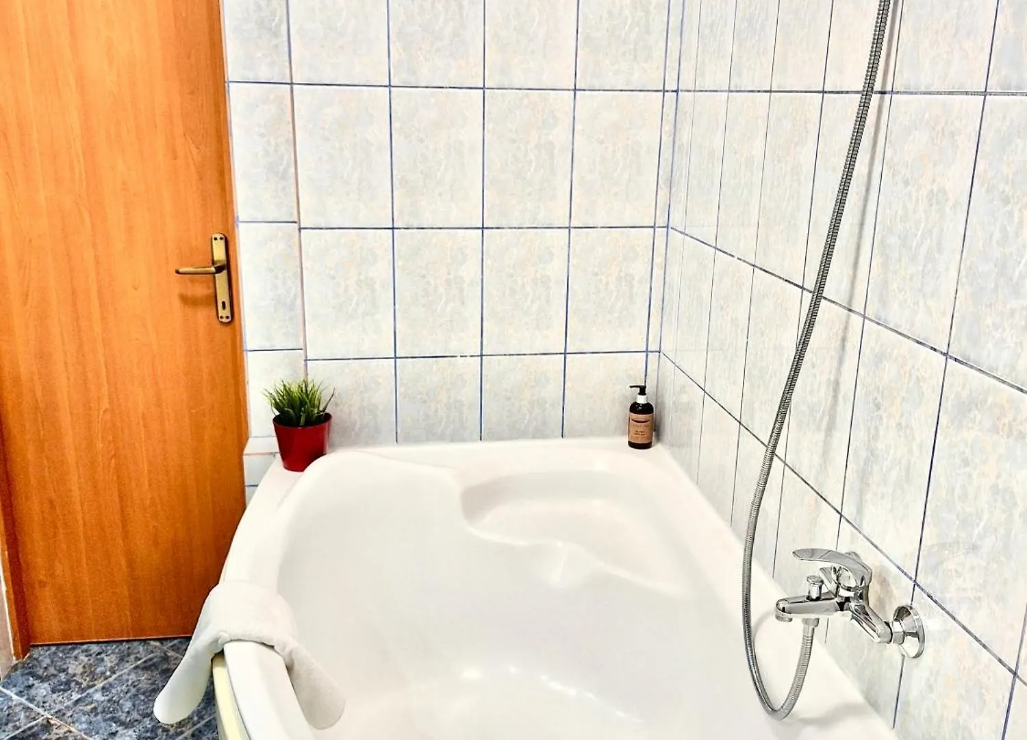 Victoriei Old Town Apartment Bucharest