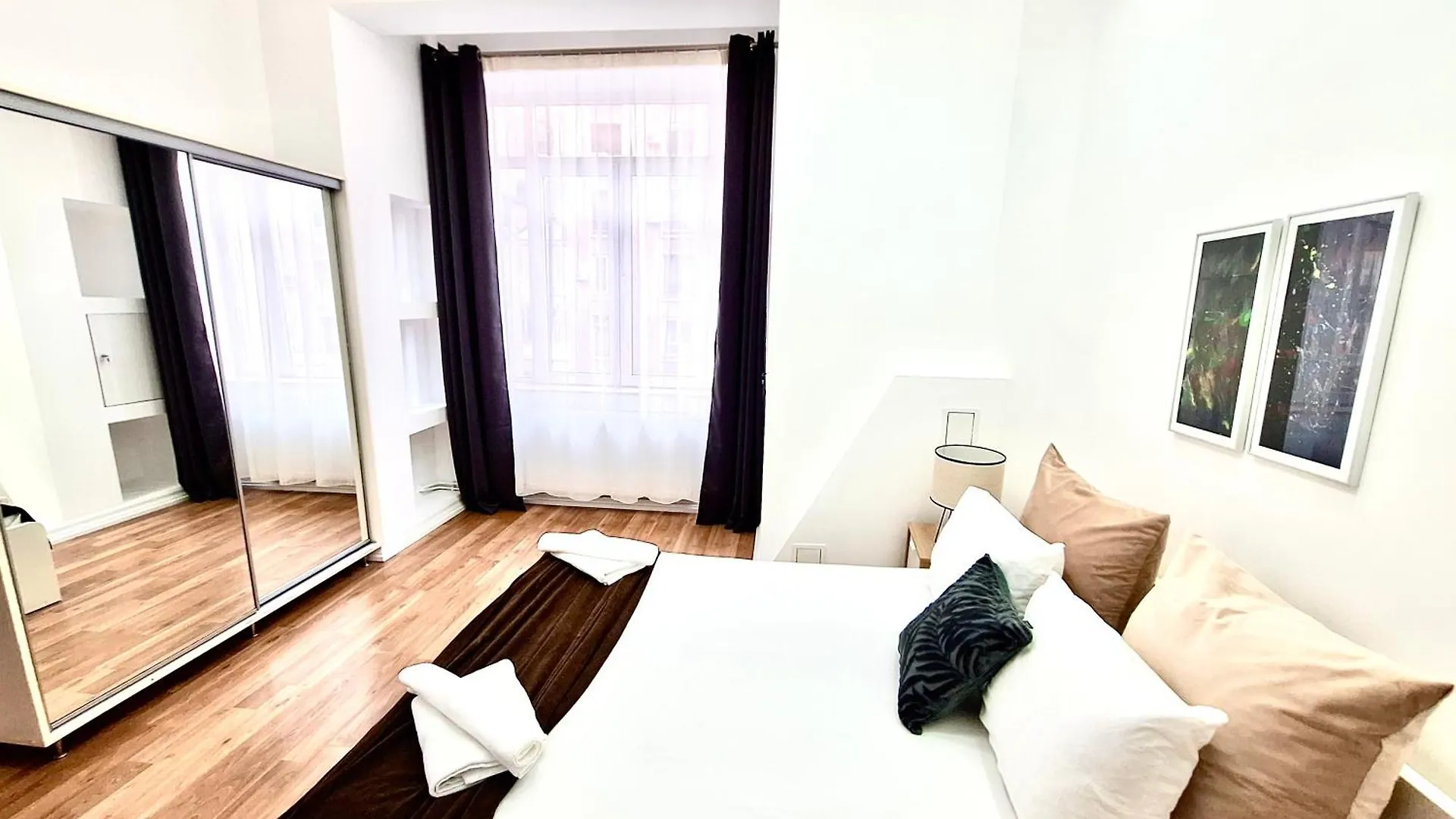 Victoriei Old Town Apartment Bucharest